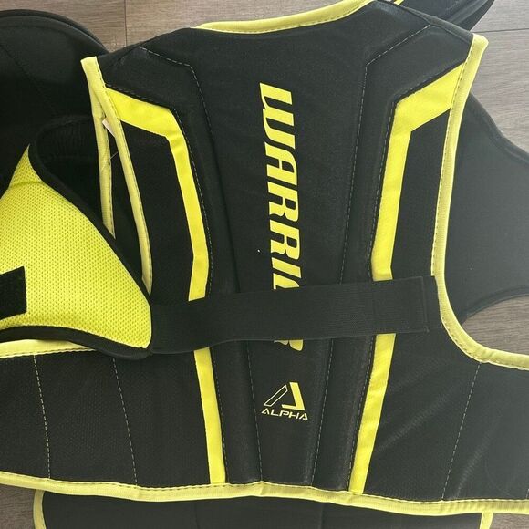 Warrior Alpha Hockey Shoulder pads Sr Large - Picture 3 of 4